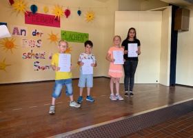 Monatsfeier in Juni