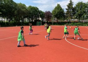 Das DFB-Mobil macht Station an der PGS