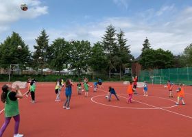 Das DFB-Mobil macht Station an der PGS